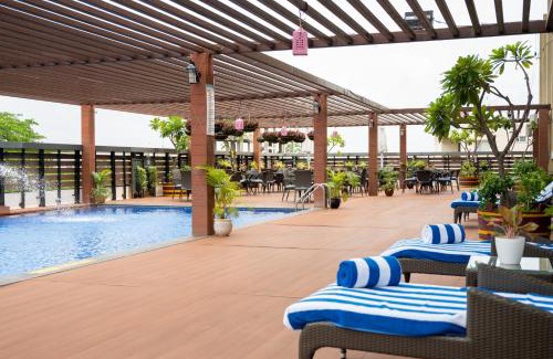 Kakinada Hotel | Grand Kakinada by GRT Hotels