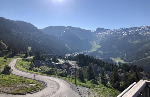 Flaine Apartment | Grand Massif Family Retreat