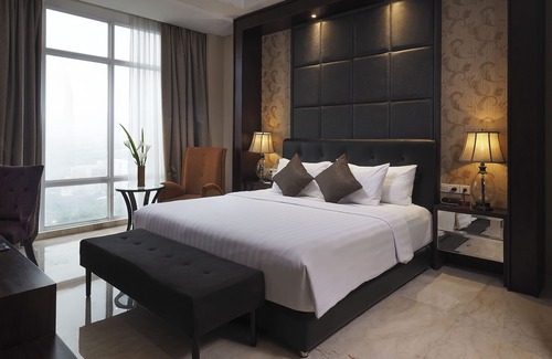 Grogol Hotel | Grand Mercure Solo Baru