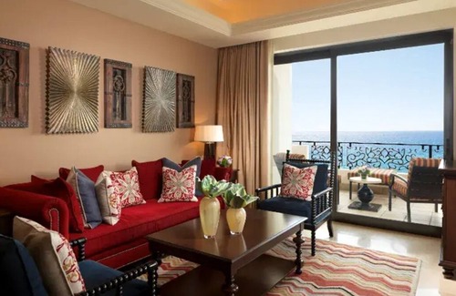 Marina Resort | Grand Solmar Land´s End Resort & Spa Cabo San Lucas's Master Suite