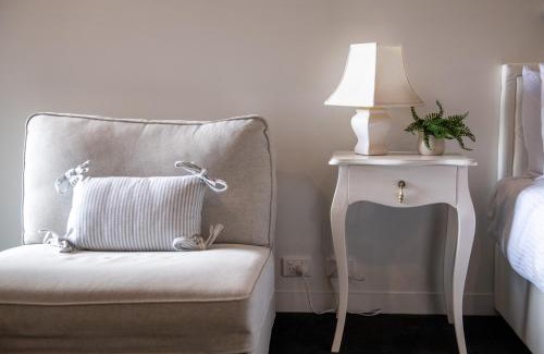 South Yarra Apartment | Grand South Yarra Apartment, Free Gym & Parking