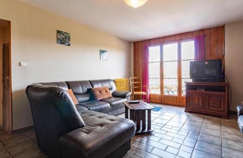 Fougerolles-Saint-Valbert House | Grande maison rénovée avec WIFI, idéale pour familles - FR-1-583-406