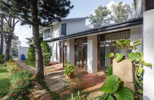 Bengaluru Villa | Grandeur Villa by StayJade Huge Garden 5BHK