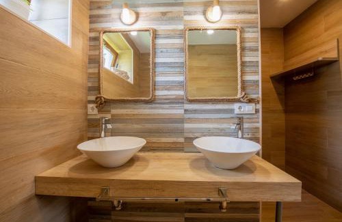 La Cavada House | Granja Sierra Hermosa