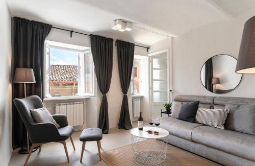 Canelli House | Grapeful Stay - Canelli center - 8 pax - free park