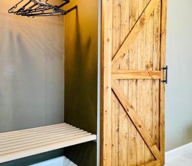 Pak Kret House | Grasshopper Bed and Cafe