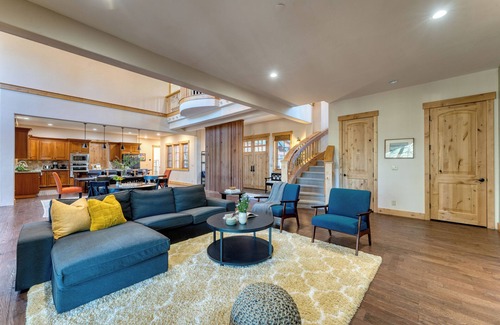 Truckee House | Grays Crossing by AvantStay | Stunning 4BDR Cabin