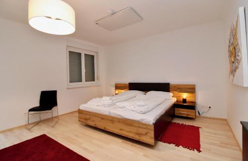 Lend Apartment | Graz central Penthouse Style Apt