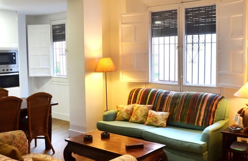 Encarnacion-Regina Apartment | GREAT APARTMENT IN CASCO ANTIGUO