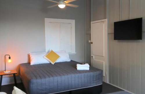 West Kempsey Hotel | Great Northern Hotel