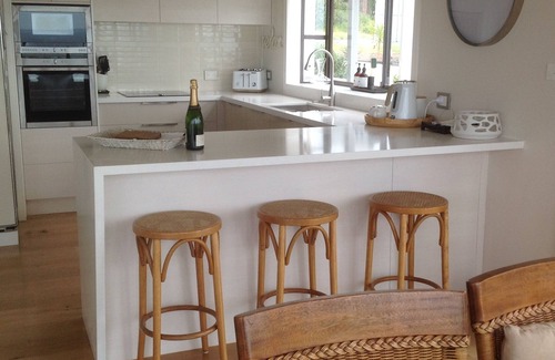 Fairhaven House | Great Ocean Road, Fairhaven holiday house, ocean views and pet friendly.