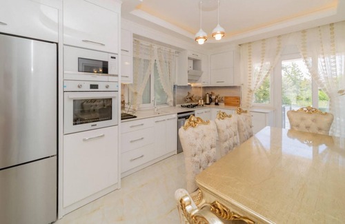 Kepez Apartment | Great Villa with Pool Hammam and Sauna in Antalya