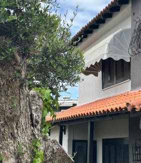 Nea Moudania Apartment | Greek Mansion
