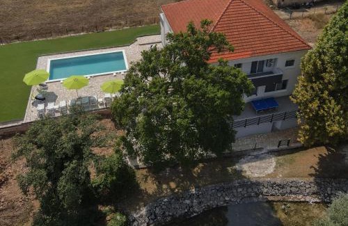 Civljane Villa | Green Diamond