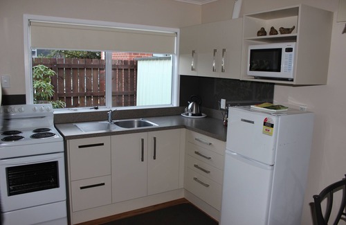 Lower Hutt Hotel | Green Gables Motel