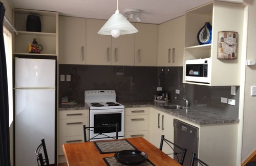 Lower Hutt Hotel | Green Gables Motel