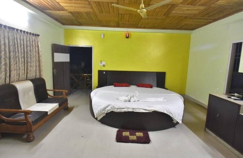 Neora Hotel | Green touch dooars Eco resort Lataguri