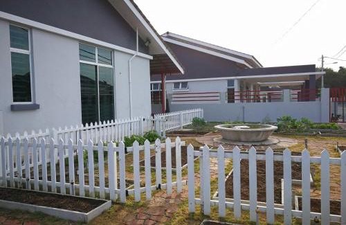 Kuantan House | Greenery Garden Concept Homestay