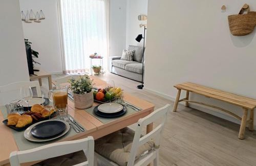 Se Apartment | Grey and Green, modern 2-bedroom apartment, AC, top location at faro's historic centre