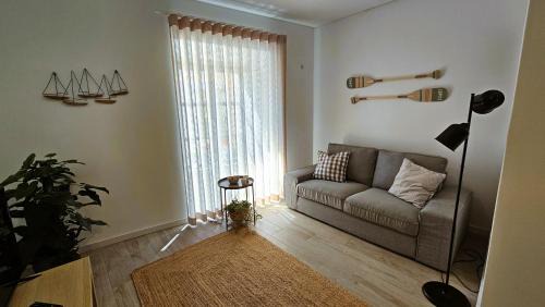 Se Apartment | Grey and Green, modern 2-bedroom apartment, AC, top location at faro's historic centre