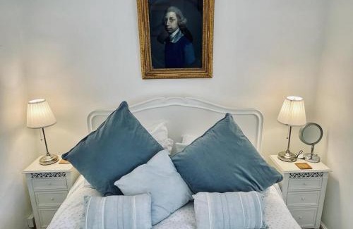 Castle Bytham Bed & Breakfast | Griffin Inn