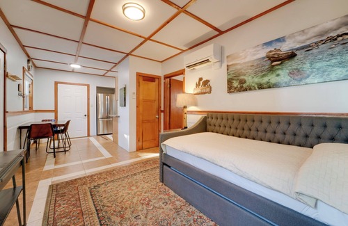 Tahoe Vista Cabin | Grill & Beach Access: Cabin in Tahoe Vista!