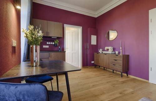 Rottenbauer Apartment | Grimm's Schlossapartments - Brave little tailor