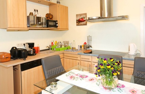 Ziesendorf Apartment | Große Ferienwohnung Mitten im Grünen