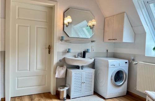 Berge Apartment | Große Ferienwohnung "Idyll" mit Sauna in Alleinlage