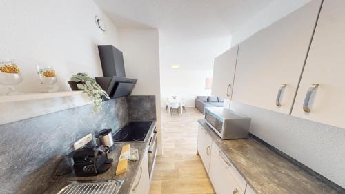 Markersdorf Apartment | Großzügige Ferienwohnung, 350m bis zur Bushaltestelle, WLAN