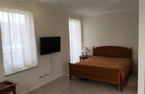 Odenthal Apartment | Großzügiges Appartement -ruhig und doch zentral