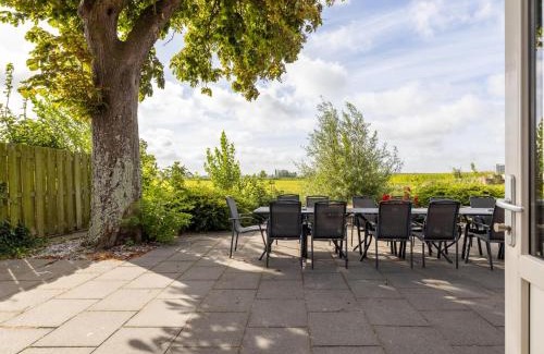 Sint Annaparochie House | Groep in Friesland