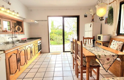 Tajuya House | Großzüg. House with panoramic views of sea, mountains & valley + optional apartment