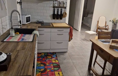 Saint-Hilaire-de-Brethmas Apartment | Ground floor of a villa. Terrace, swimming pool. Next to Anduze, Pont du Gard