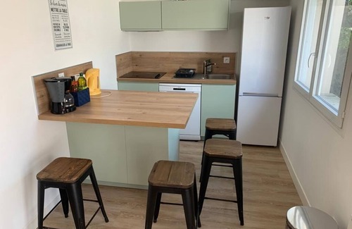 LHoumeau Apartment | Ground floor apartment with terrace - 4 people La Rochelle - commune de L'Houmeau