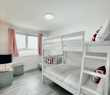 Queen's Park Apartment | Ground-floor Flat in North Maida Vale