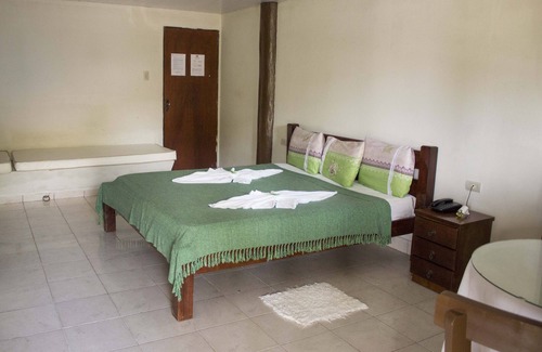 Bonito Hotel | Group 10 Double or Twin Single Apartments