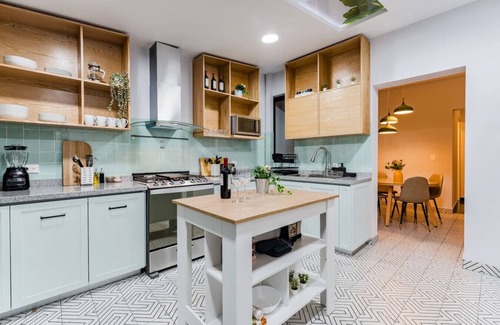 Roma Sur House | Group-Friendly Home in Roma Norte, Private Rooftop, City Views & BBQ