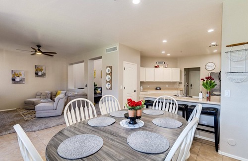 Sunrise Village House | Group Luxury Retreat ~ 4 Neighboring Homes, 21 Beds, Pool & Golf Community