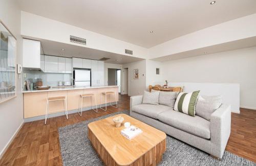 Aspendale Apartment | Groves Sunset Views in Aspendale