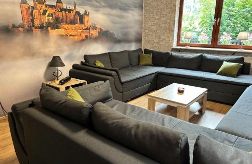 Sieber House | Gruppenunterkunft-Klein-Holland-Harz-aussergewoehnlich-und-einzigartig-mit-grossartiger-Unterhaltung-fuer-jedes-Alter-fuer-bis-zu-24-Personen