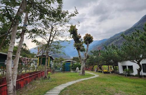 Wutai House | Gu Ren People Homestay