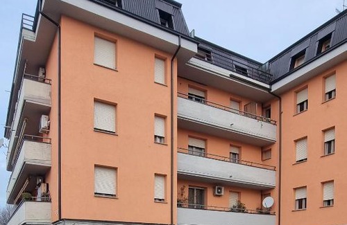 Reggio nell'Emilia Apartment | Guest Holiday Mandra 12 e 13