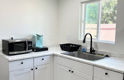 Norwalk House | Guest house 1bed-1bath in between DTLA and Orange County.