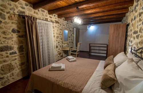 Galipe House | Guest House 'Hercules Guesthouse Eleftheria' with Mountain View, Wi-Fi and Air Conditioning