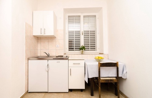 Pomena House | Guest House Kiko