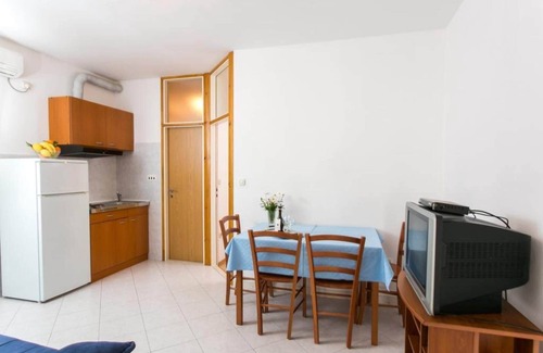 Gornji Kono Apartment | Guest House Old Town View- One Bedroom Apartment (3 Adults)