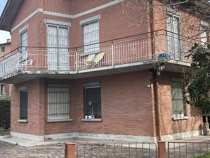 Reggio nell'Emilia House | Guest House Via Emilia