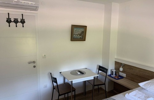 Jezerce House | Guesthouse Family Bosnic - Double Room with Balcony - 3 - 3