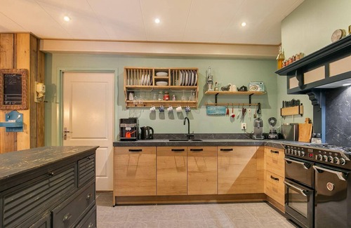 Ternaard House | Guesthouse Friesland Ternaard near Heritage